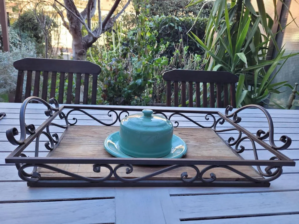 Stanza In Villa Con Giardino Milão