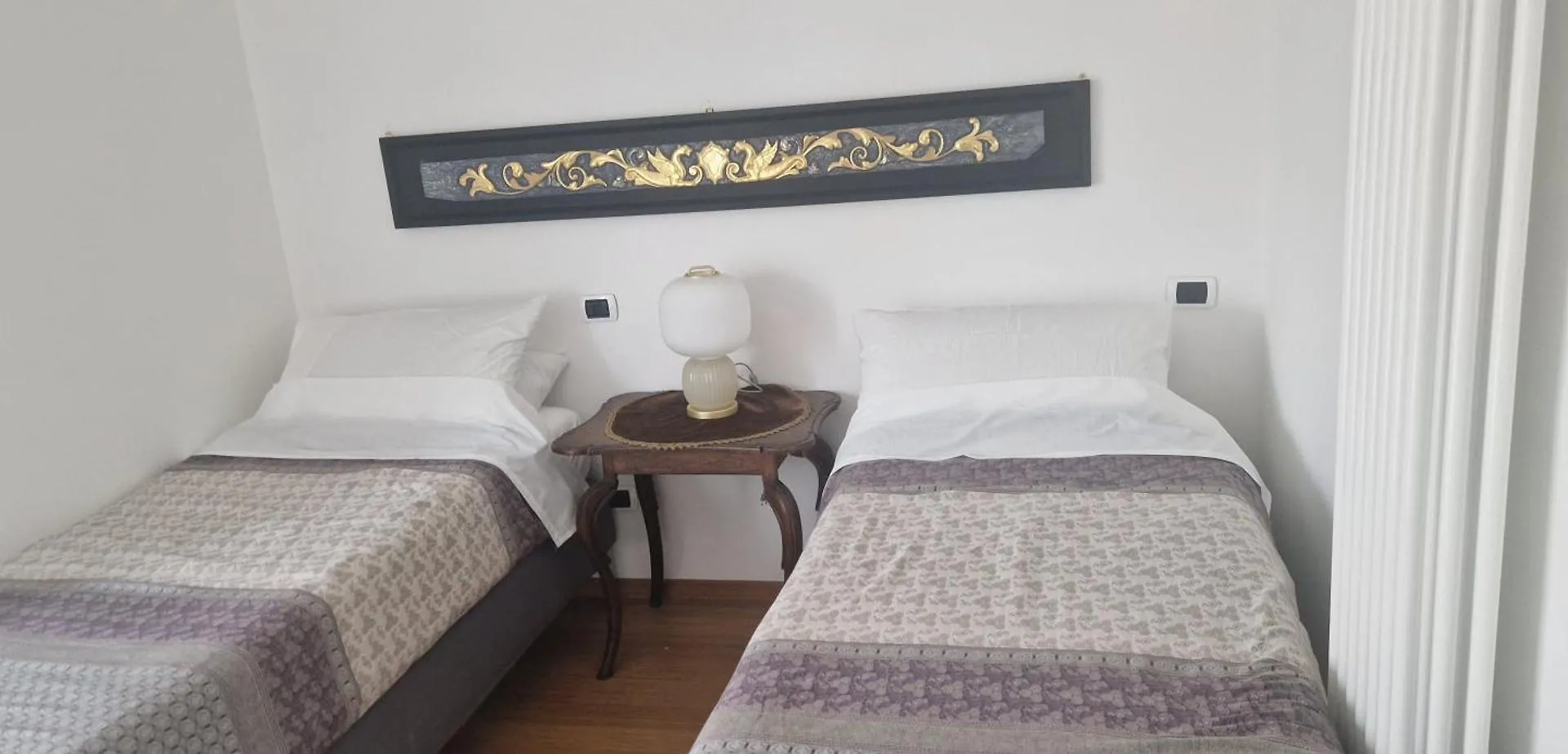 Stanza In Villa Con Giardino Milão Quarto em Acomodações Particulares